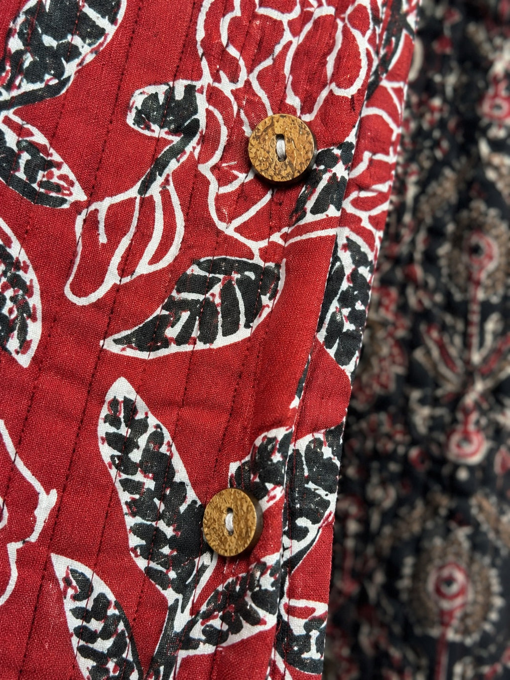 Women's Reversible Padded Kantha Jacket - Floral Print
